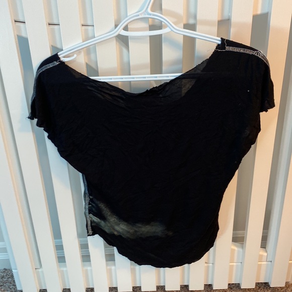 Women’s tshirt crop top - Picture 2 of 2
